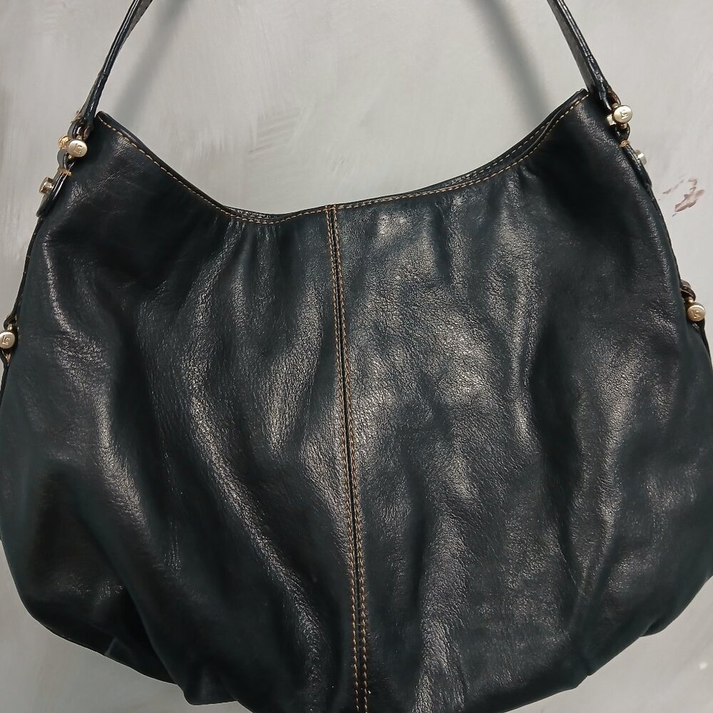 Liz Claiborne Leather Hono